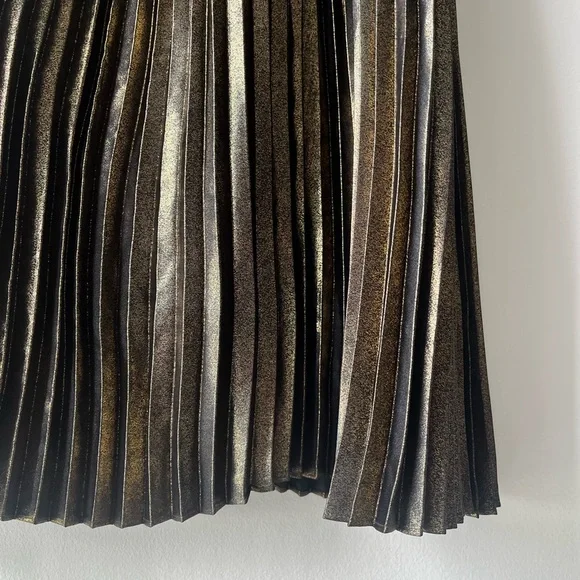 Babaton Metallic Bronze Pleated Midi Skirt - Picture 4 of 4